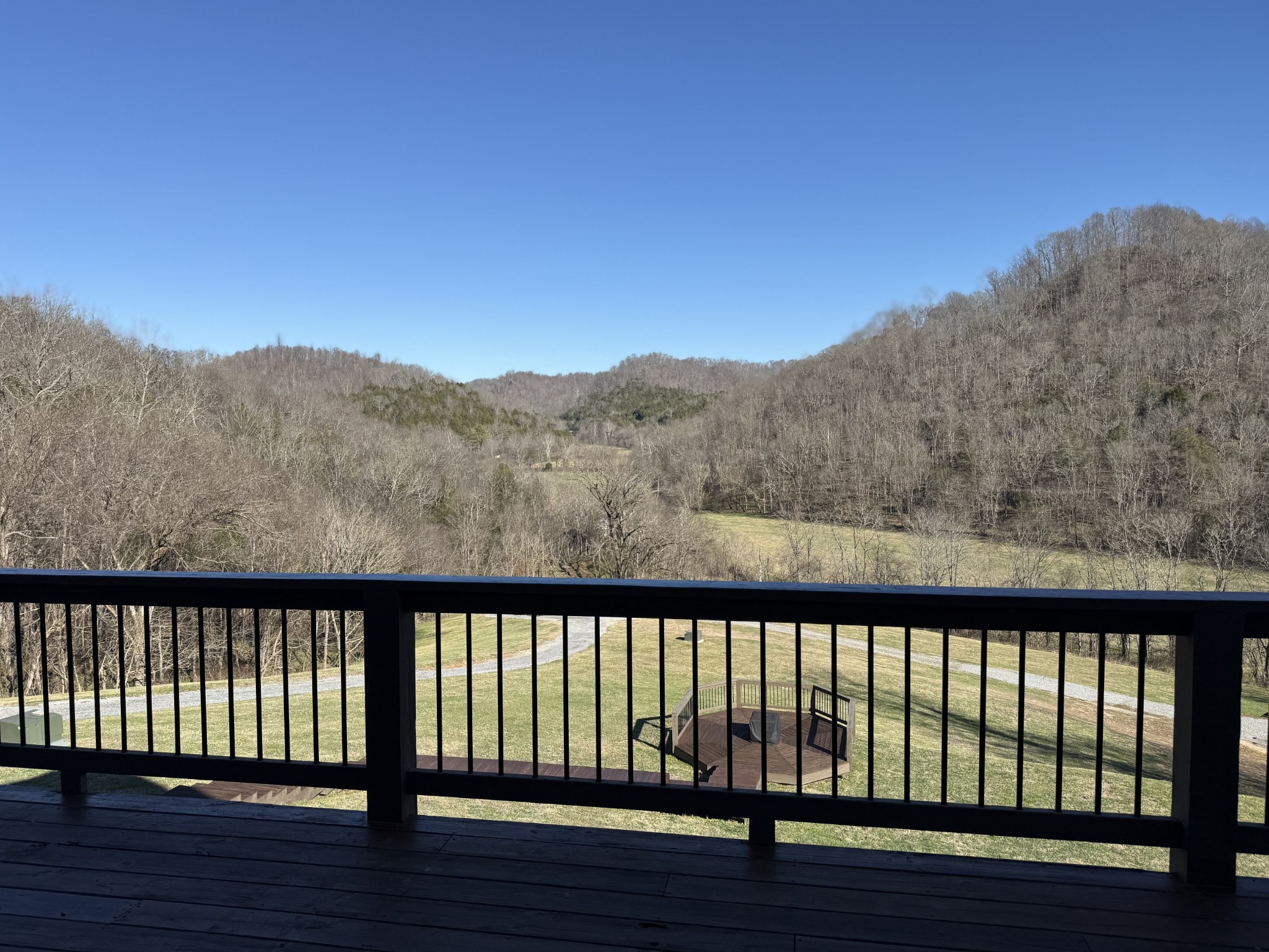 575 E Fork Road Whitleyville TN 38588