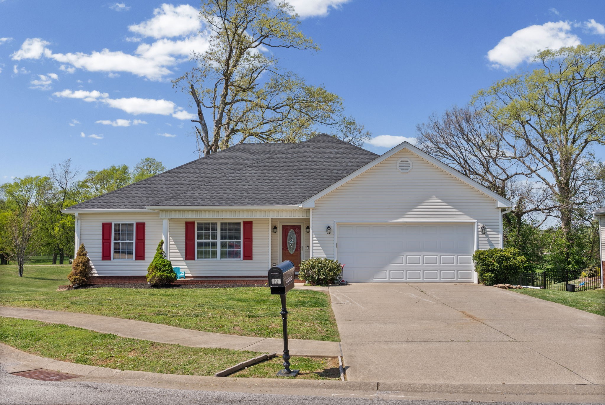 107 Lurlington Court Hopkinsville KY 42240
