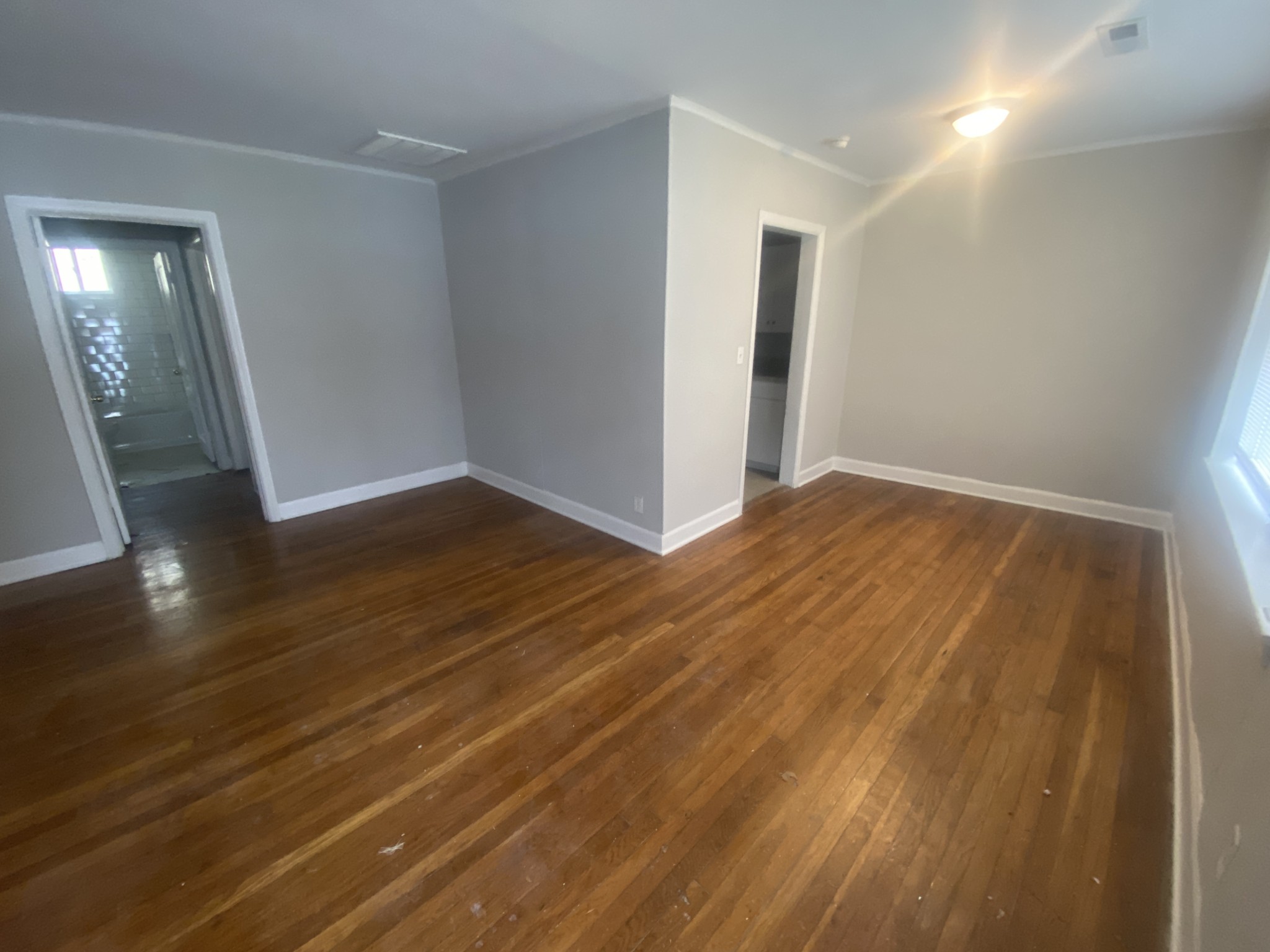 932 33rd Ave, N Nashville TN 37209