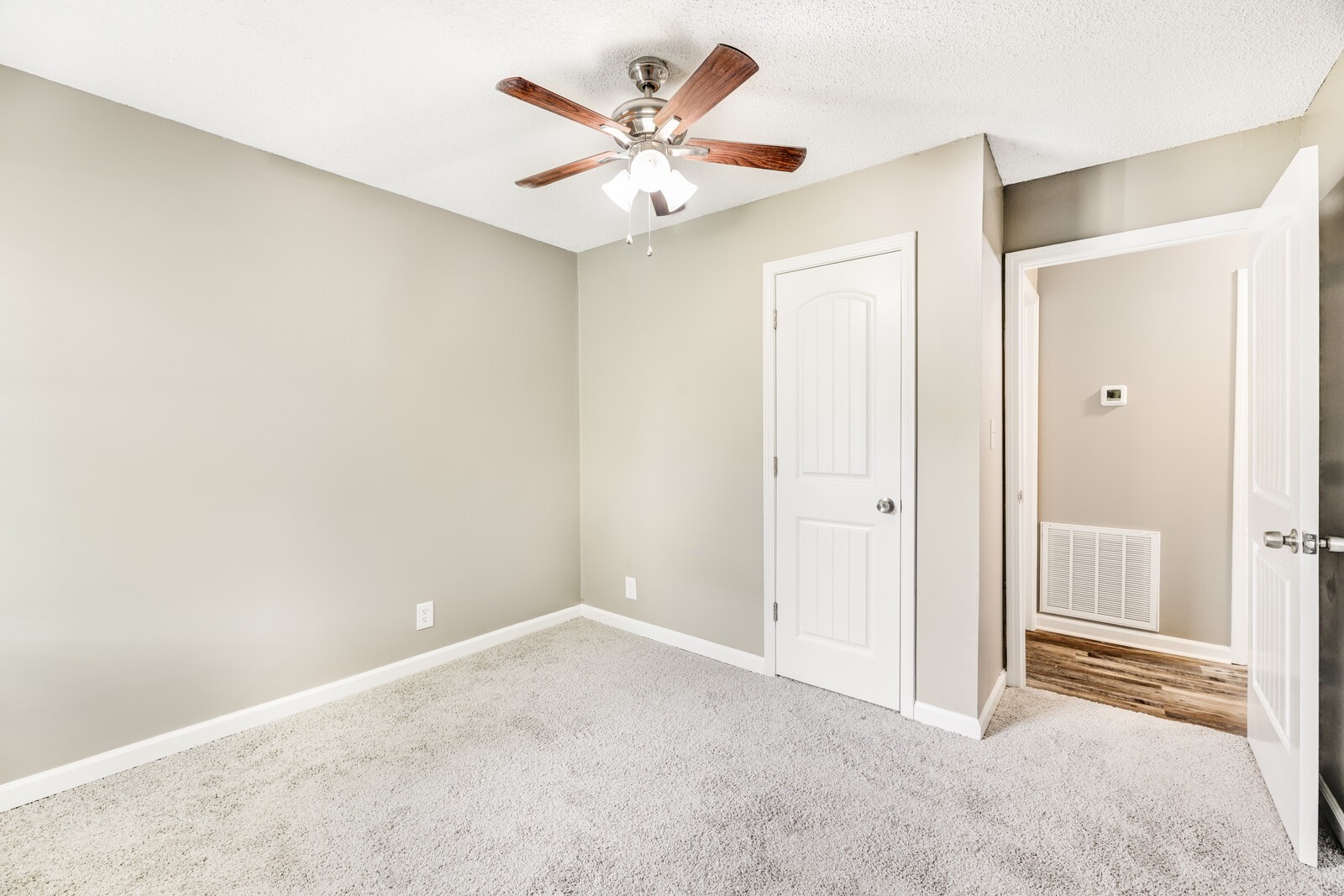 638 Lafayette Road Clarksville TN 37042