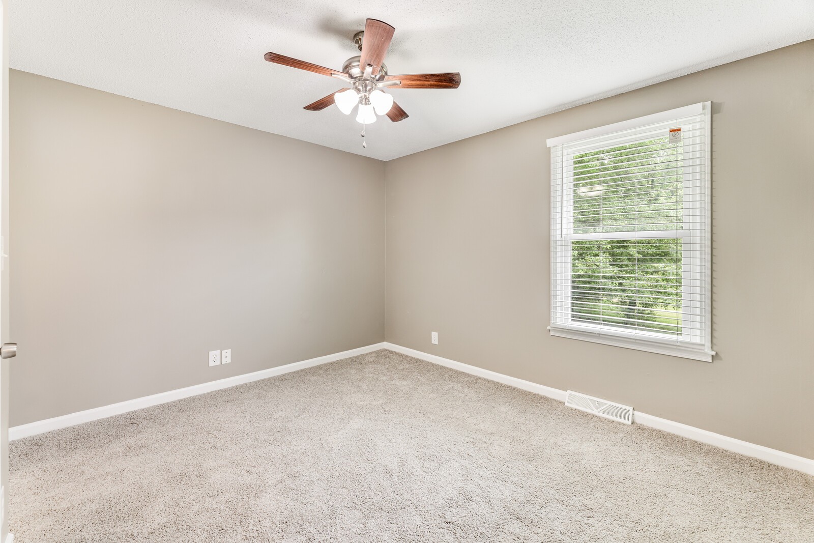 638 Lafayette Road Clarksville TN 37042