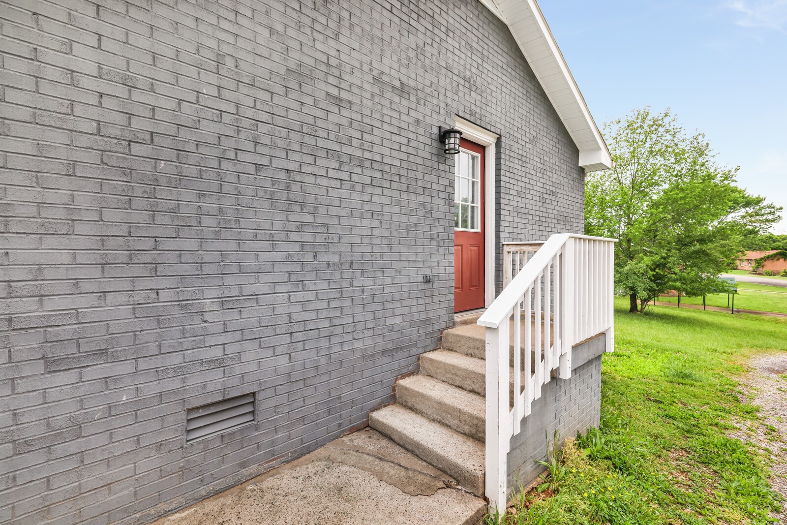 638 Lafayette Road Clarksville TN 37042