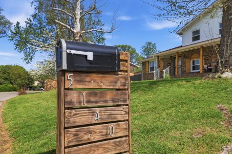 5140 Whitaker Drive Nashville TN 37211