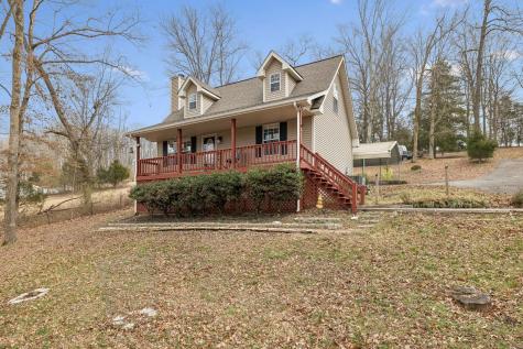2563 Distillery Road Greenbrier TN 37073