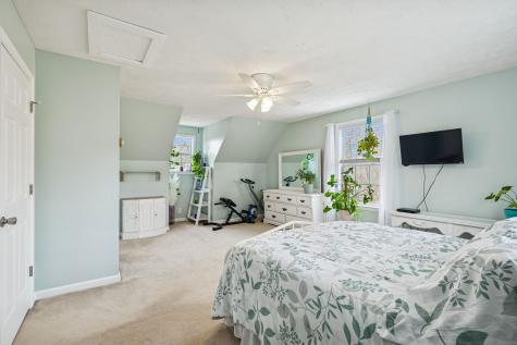 2563 Distillery Road Greenbrier TN 37073