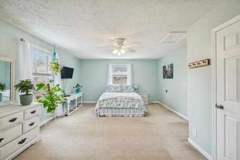 2563 Distillery Road Greenbrier TN 37073