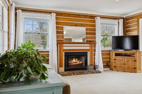 2563 Distillery Road Greenbrier TN 37073