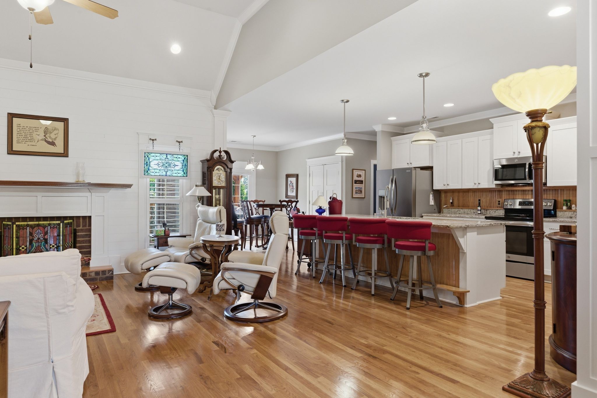 3043 Cross Gate Lane Columbia TN 38401