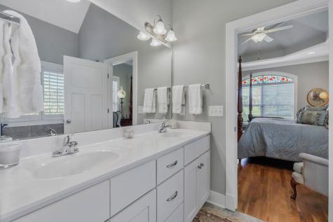 3043 Cross Gate Lane Columbia TN 38401