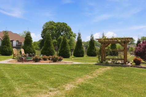 3043 Cross Gate Lane Columbia TN 38401