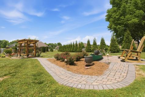 3043 Cross Gate Lane Columbia TN 38401