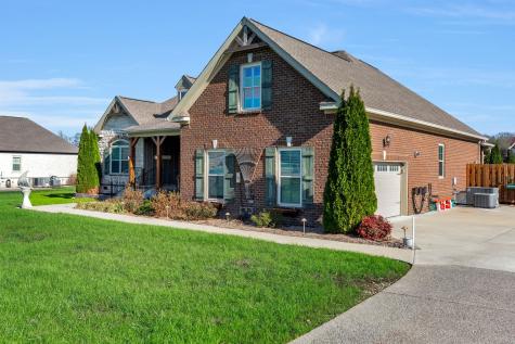 3043 Cross Gate Lane Columbia TN 38401