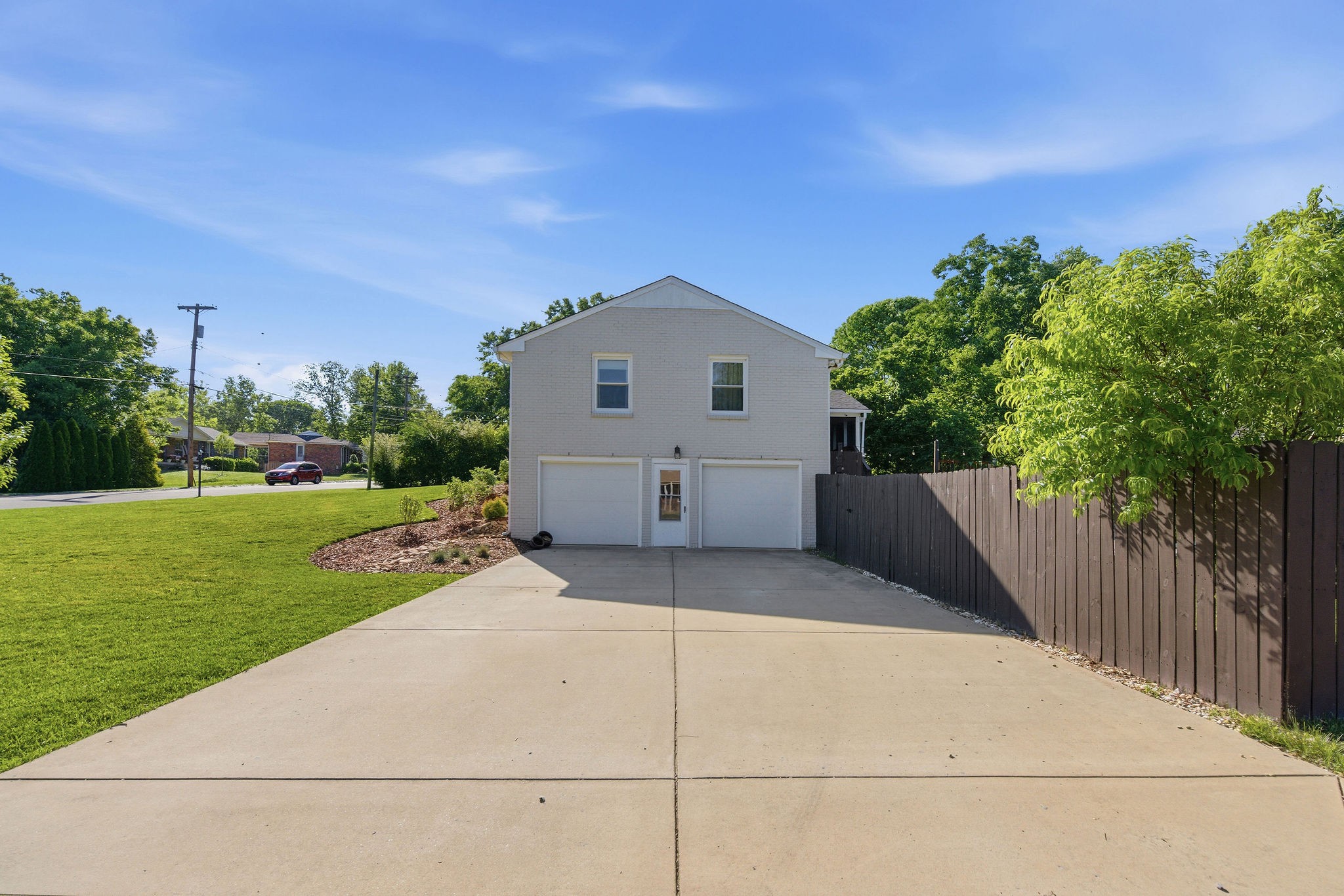 6305 Saint Henry Drive Nashville TN 37205