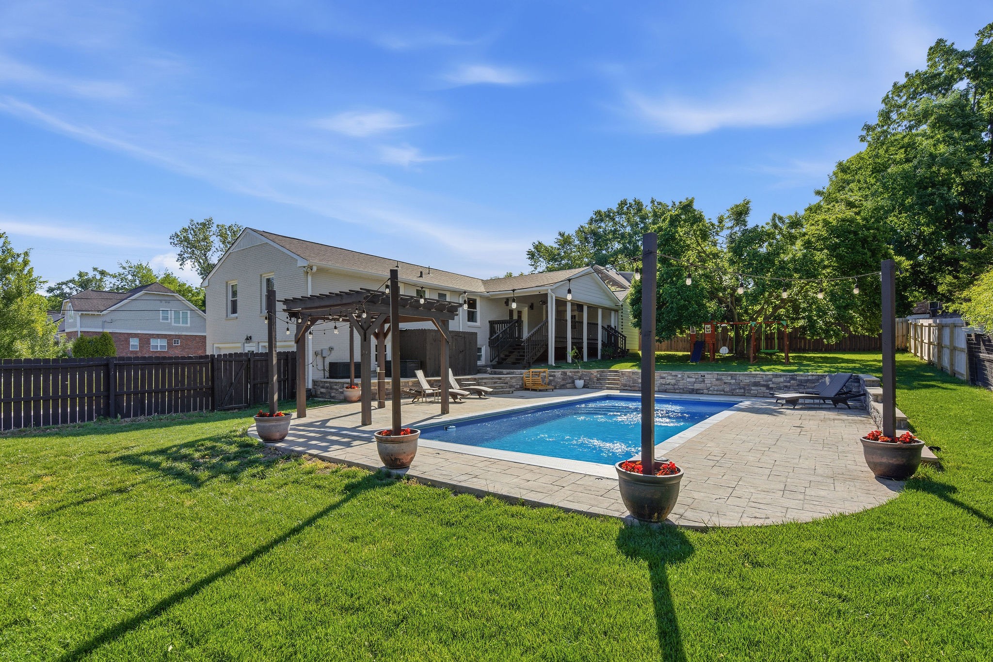 6305 Saint Henry Drive Nashville TN 37205
