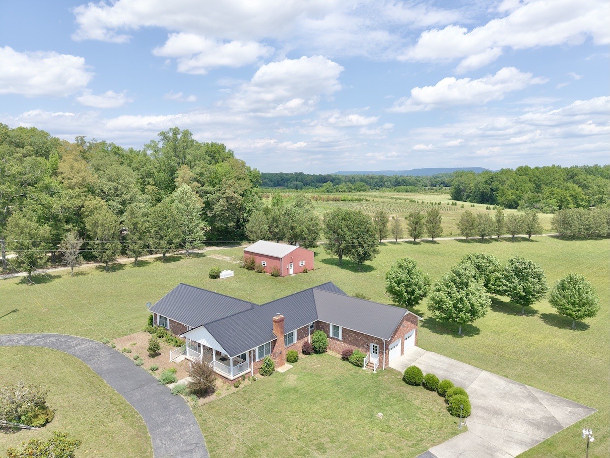 4929 Fountain Grove Road Morrison TN 37357