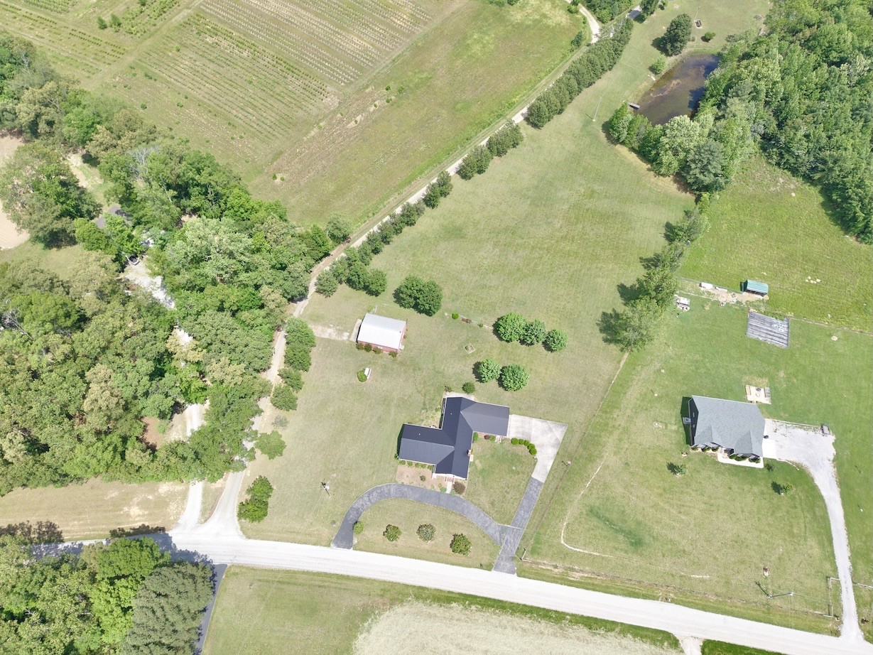 4929 Fountain Grove Road Morrison TN 37357