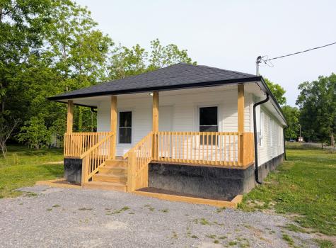 815 E Grundy Street Tullahoma TN 37388