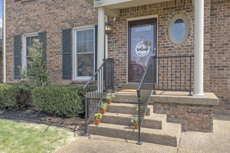 708 N Chestnut Court Hermitage TN 37076