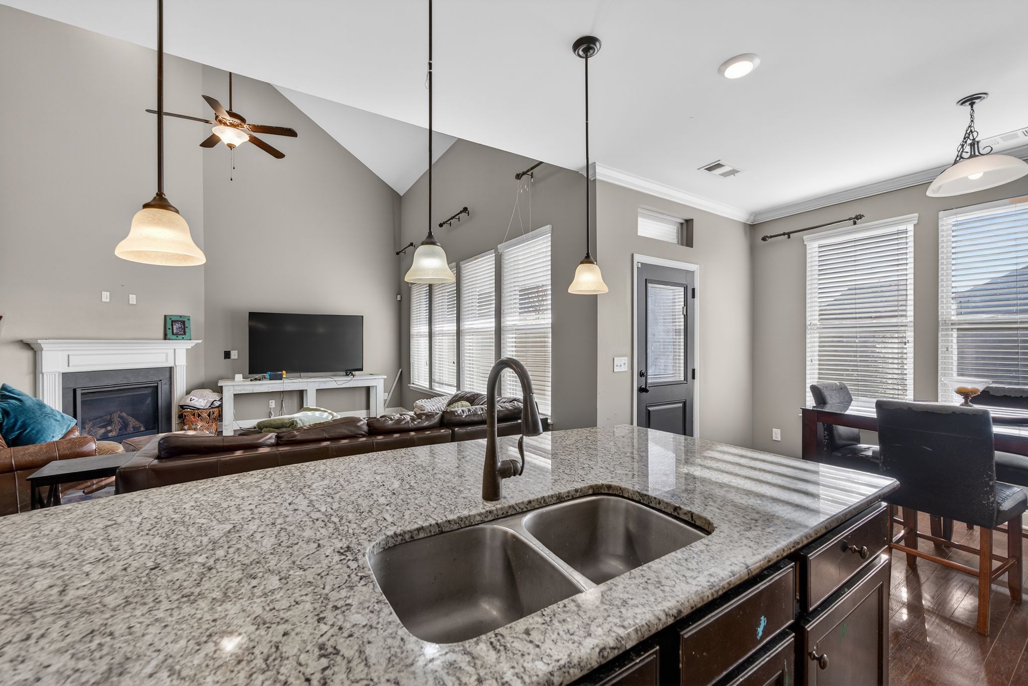 1042 Brixworth Drive Thompsons Station TN 37179