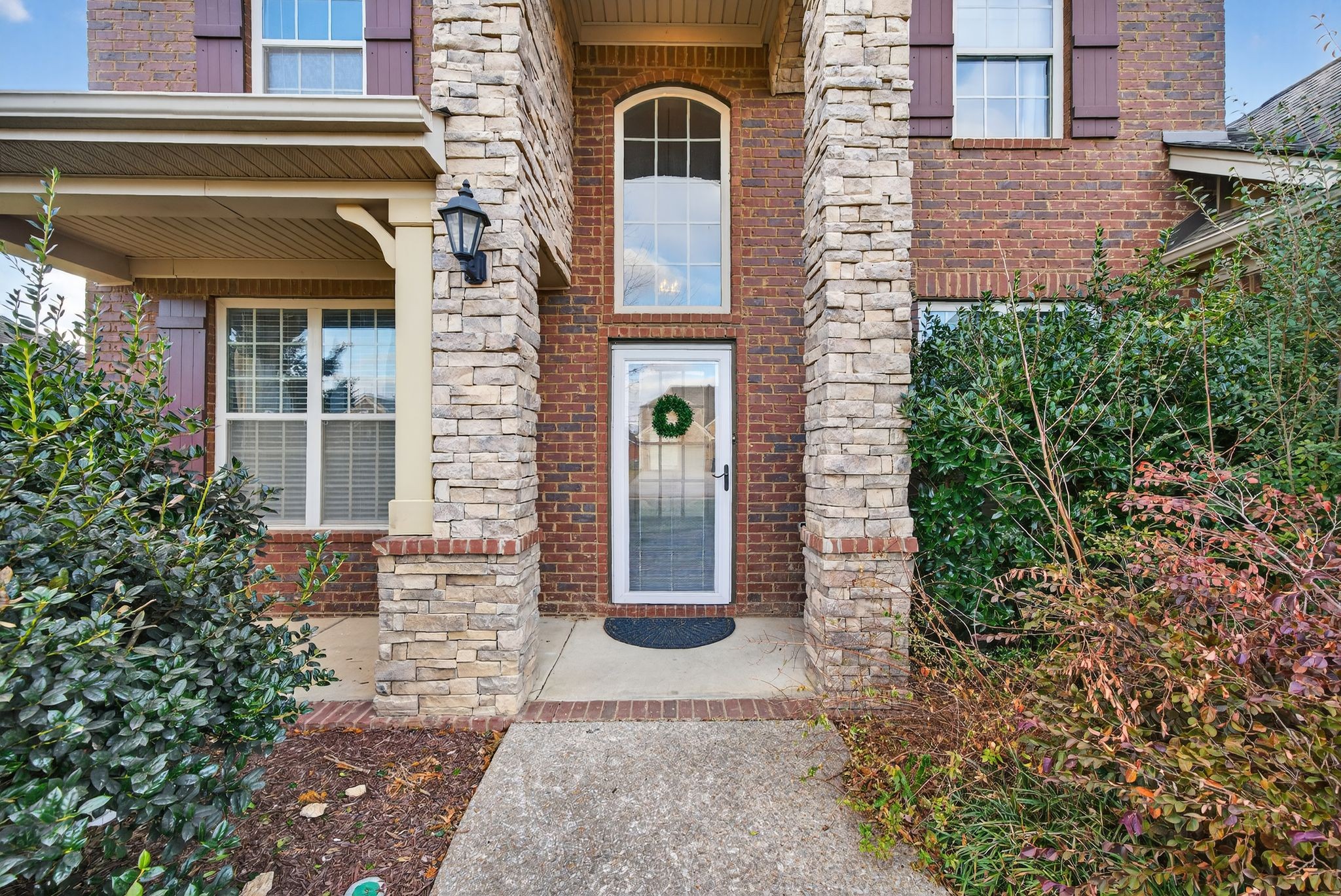 1042 Brixworth Drive Thompsons Station TN 37179