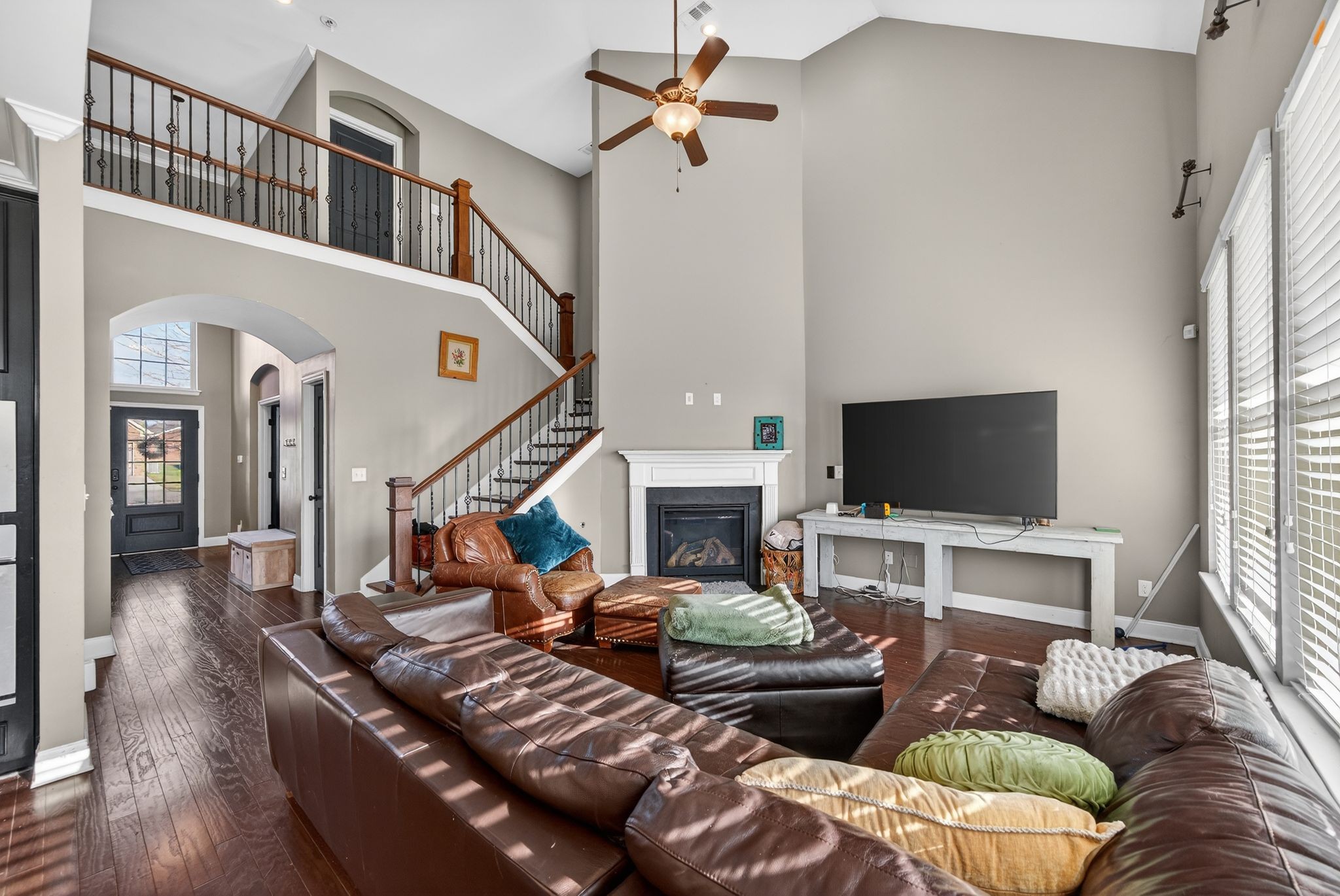1042 Brixworth Drive Thompsons Station TN 37179