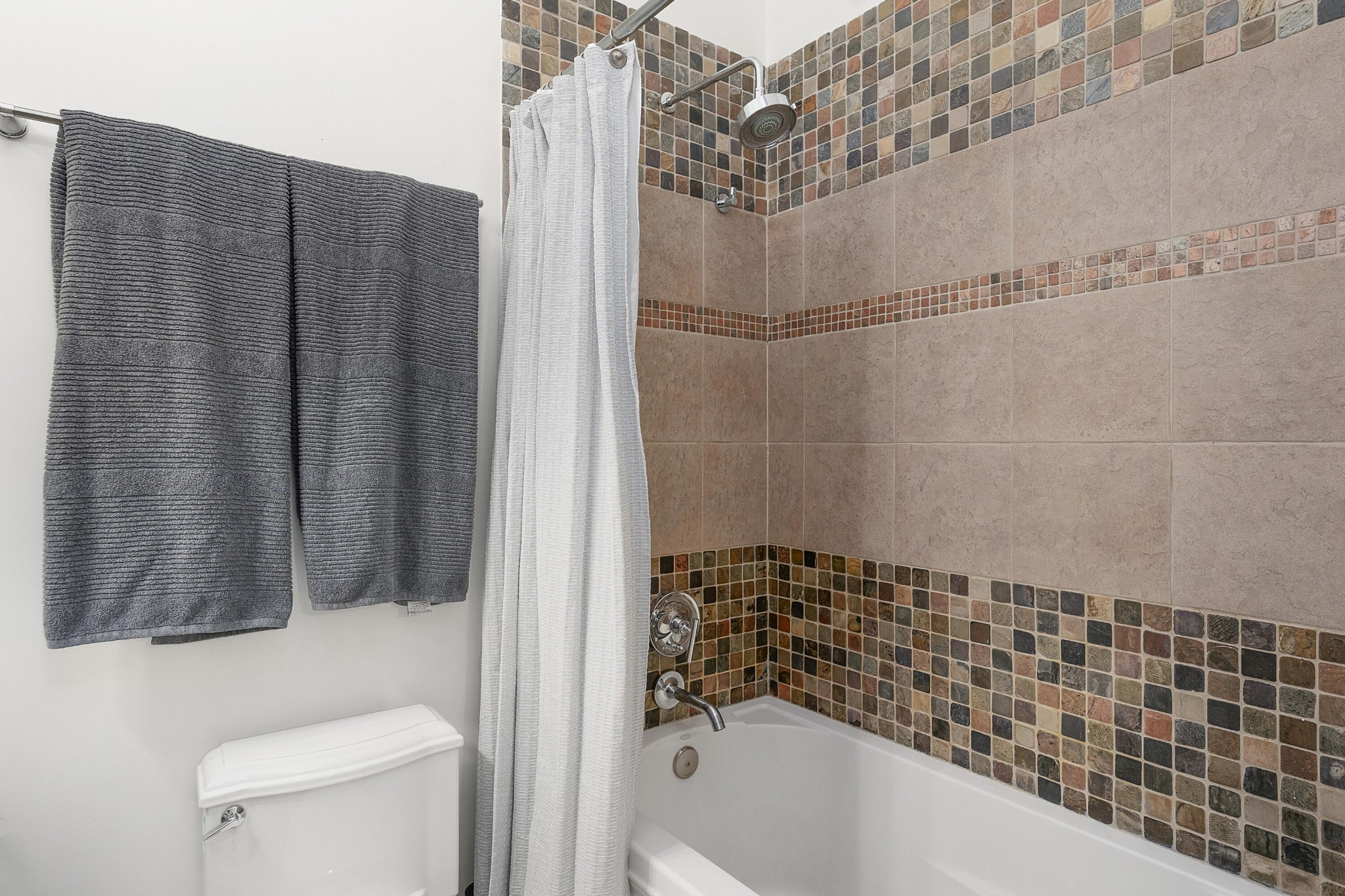 8 W 17th Street Chattanooga TN 37408