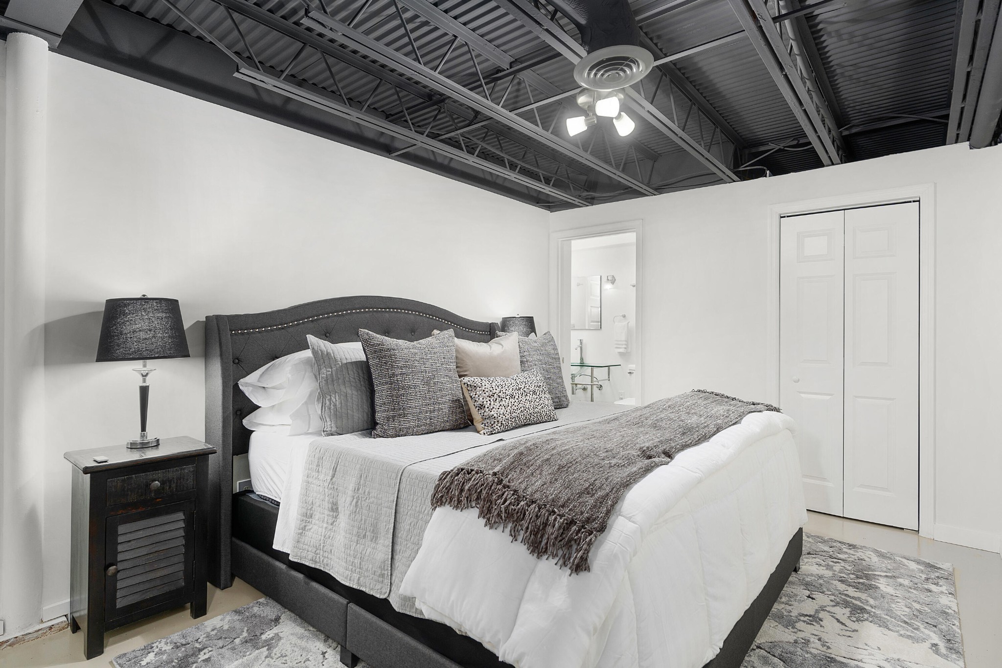 8 W 17th Street Chattanooga TN 37408