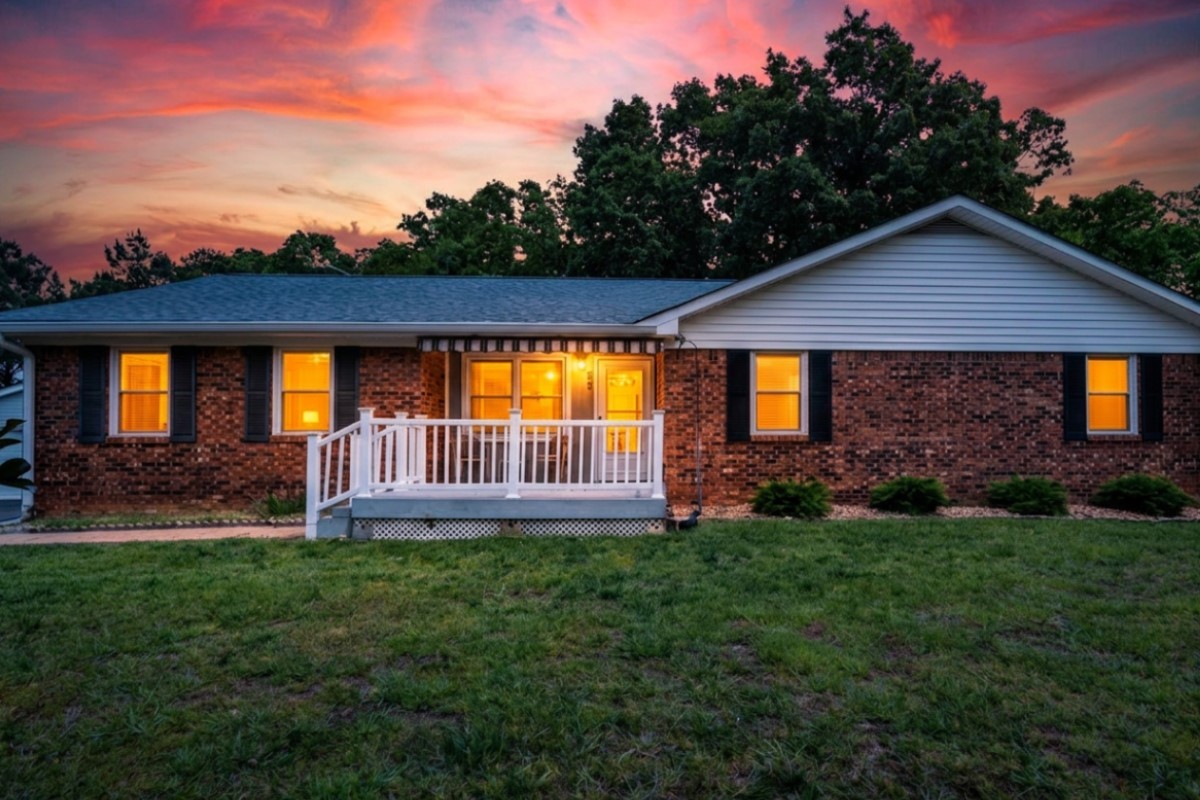 190 Post Oak Avenue Camden TN 38320