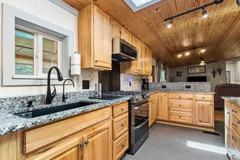 127 Grant Road Gordonsville TN 38563