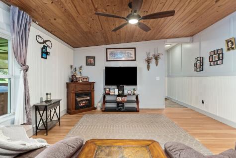 127 Grant Road Gordonsville TN 38563