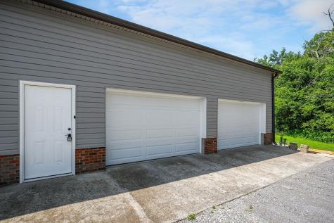 127 Grant Road Gordonsville TN 38563