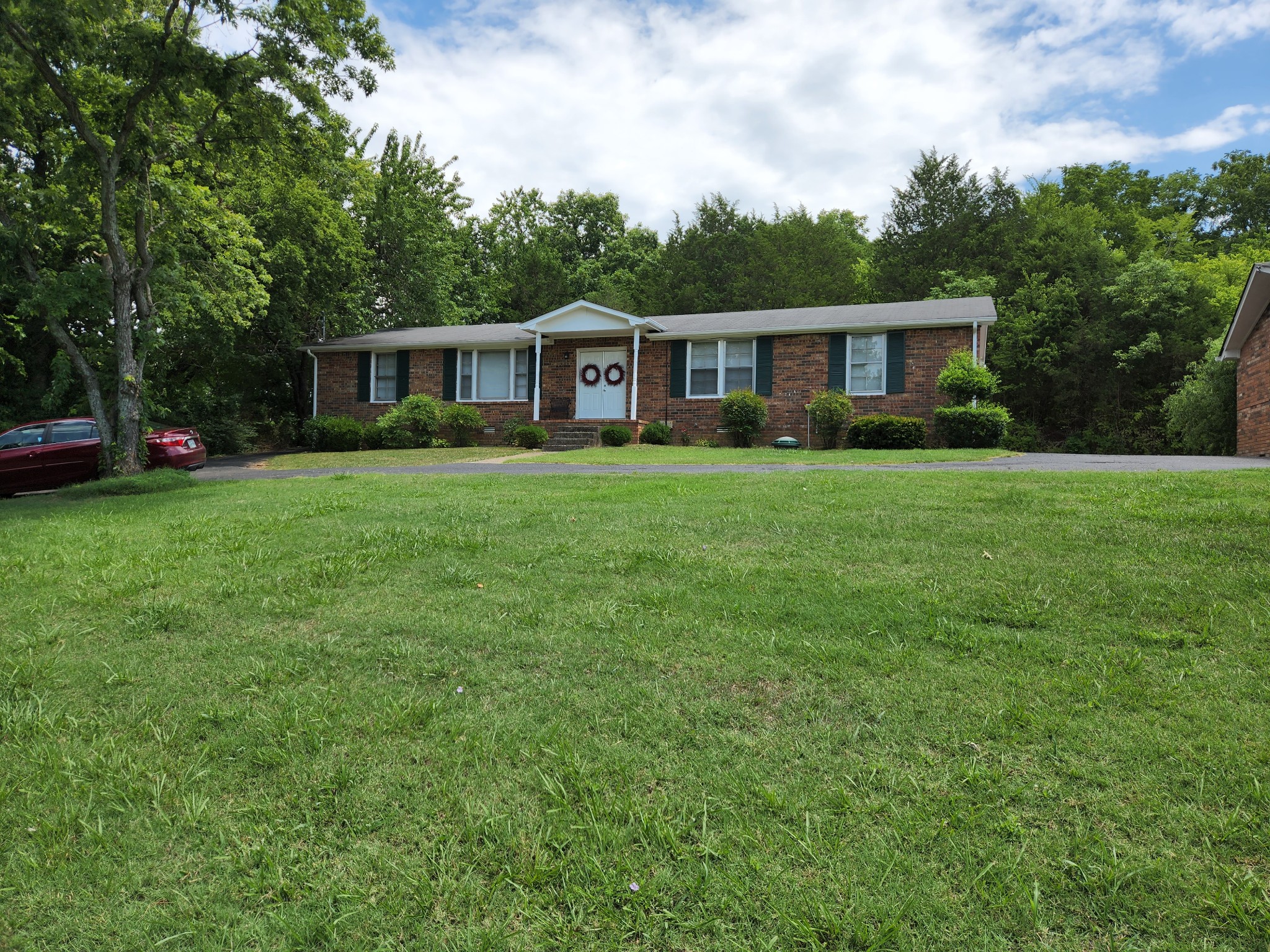 1008 Center Point Road Hendersonville TN 37075