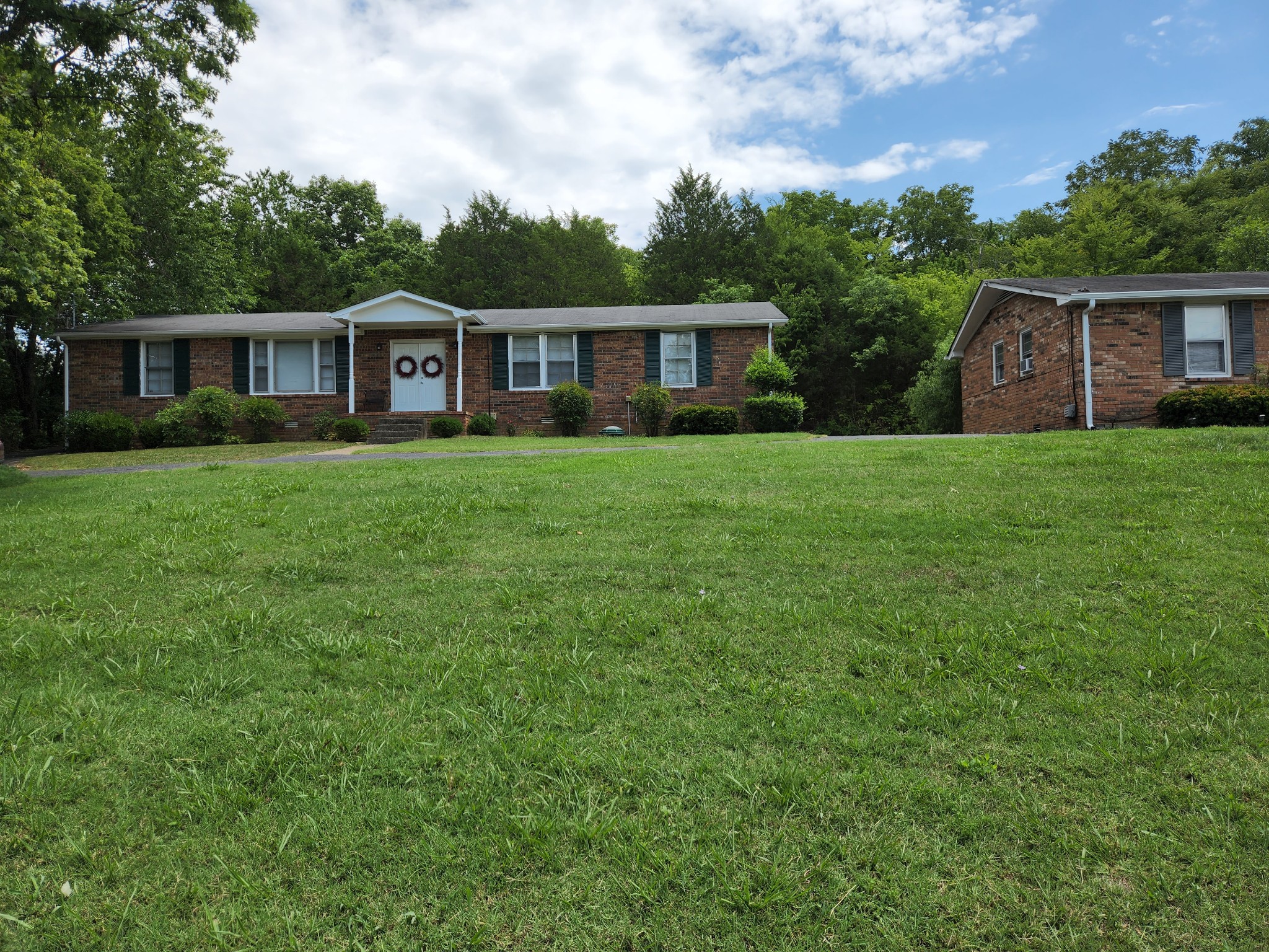 1008 Center Point Road Hendersonville TN 37075