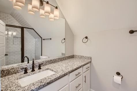 4902 Indiana Nashville TN 37209