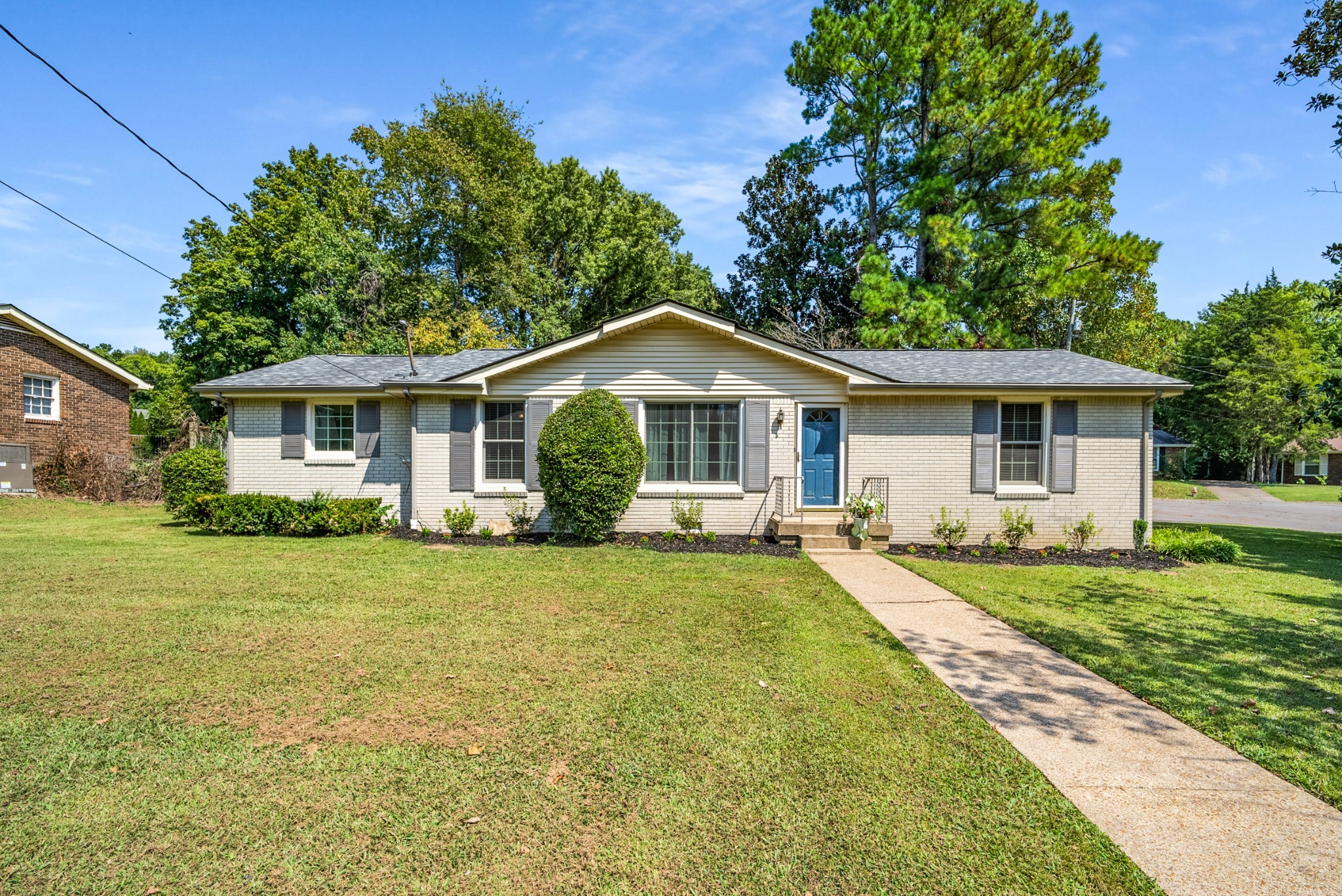 550 Bellevue Road, N Nashville TN 37221