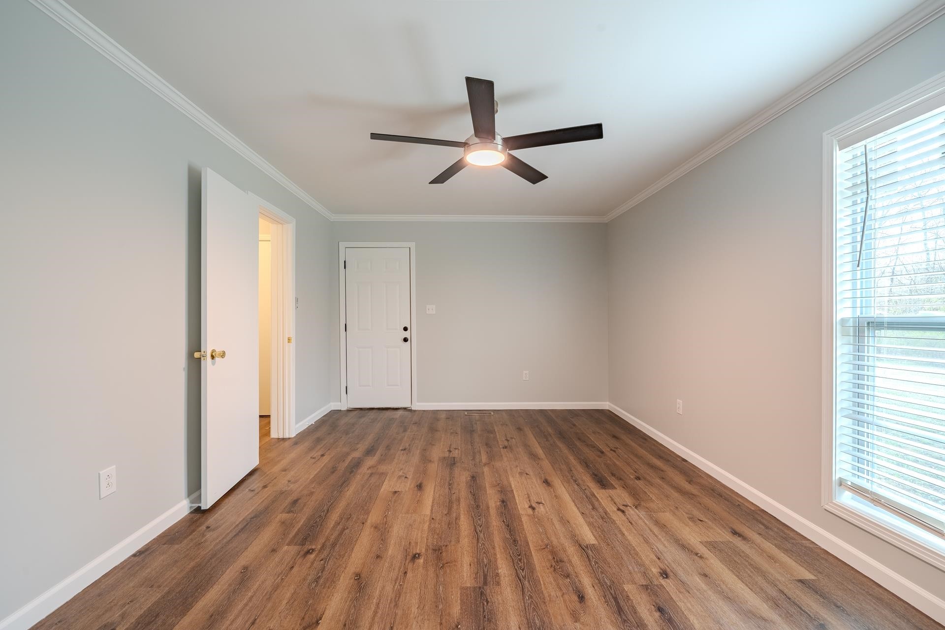 435 Cedar Cove Savannah TN 38372
