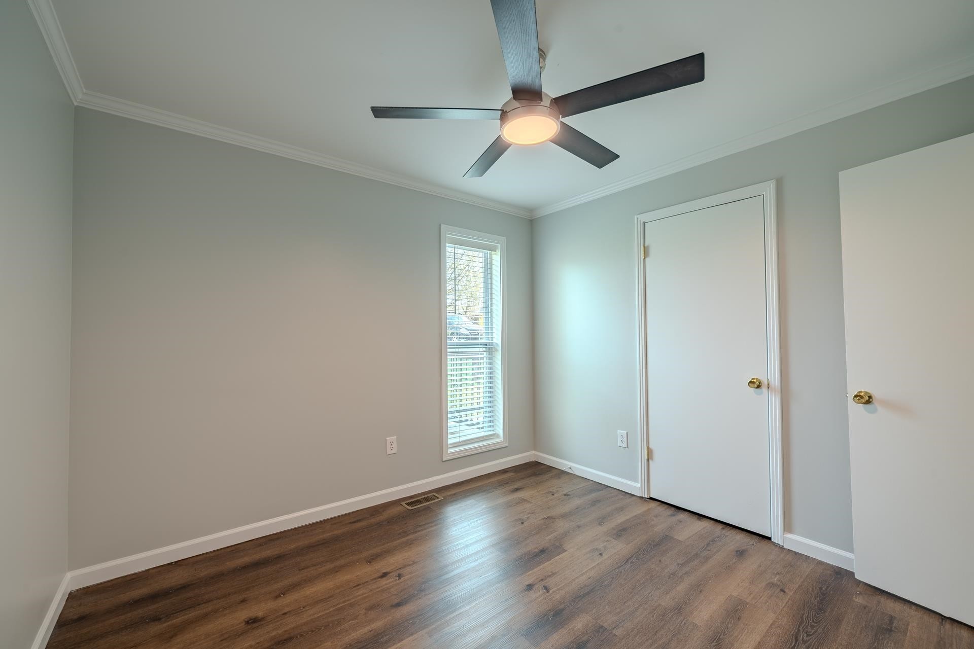 435 Cedar Cove Savannah TN 38372