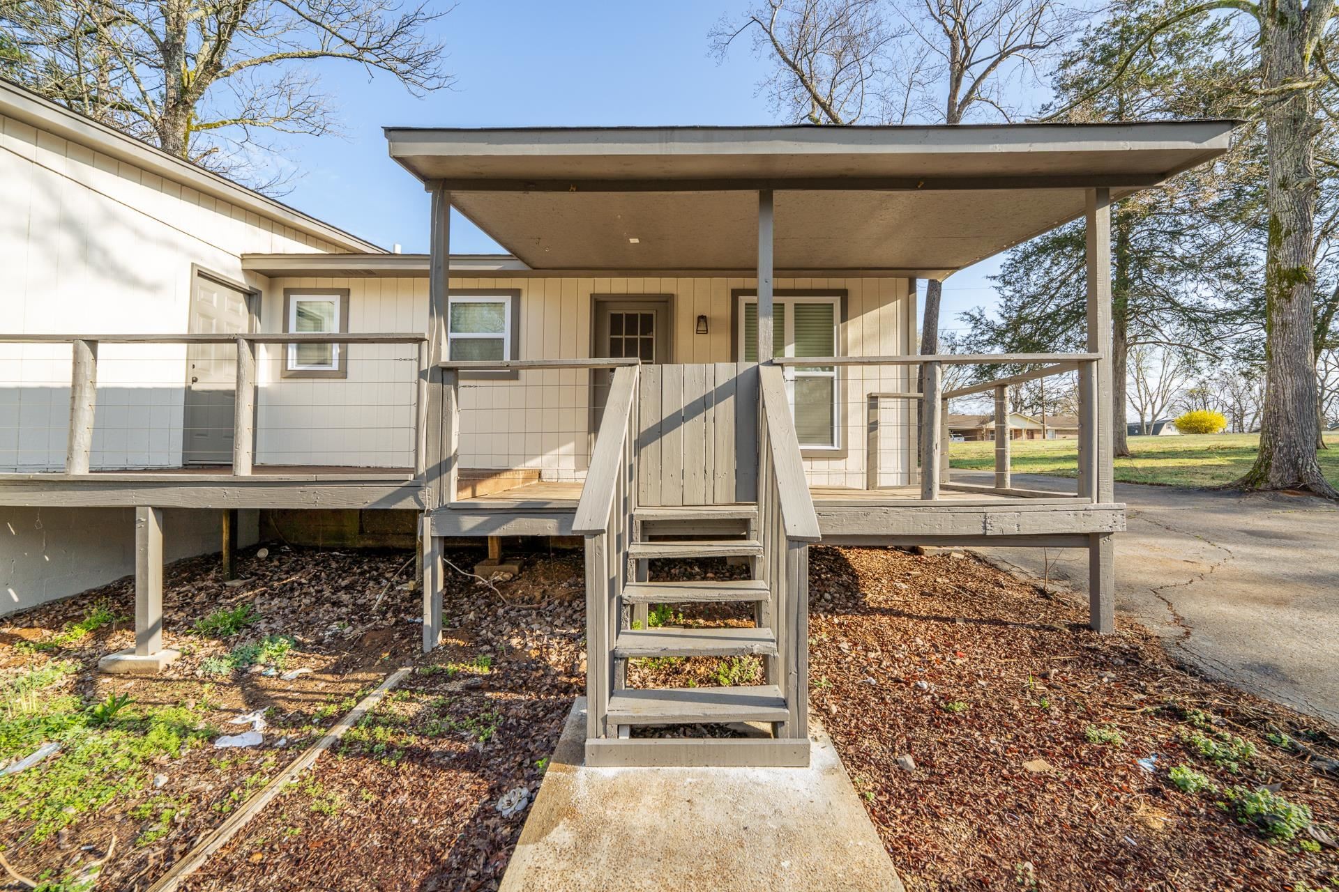 435 Cedar Cove Savannah TN 38372