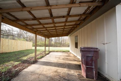 435 Cedar Cove Savannah TN 38372