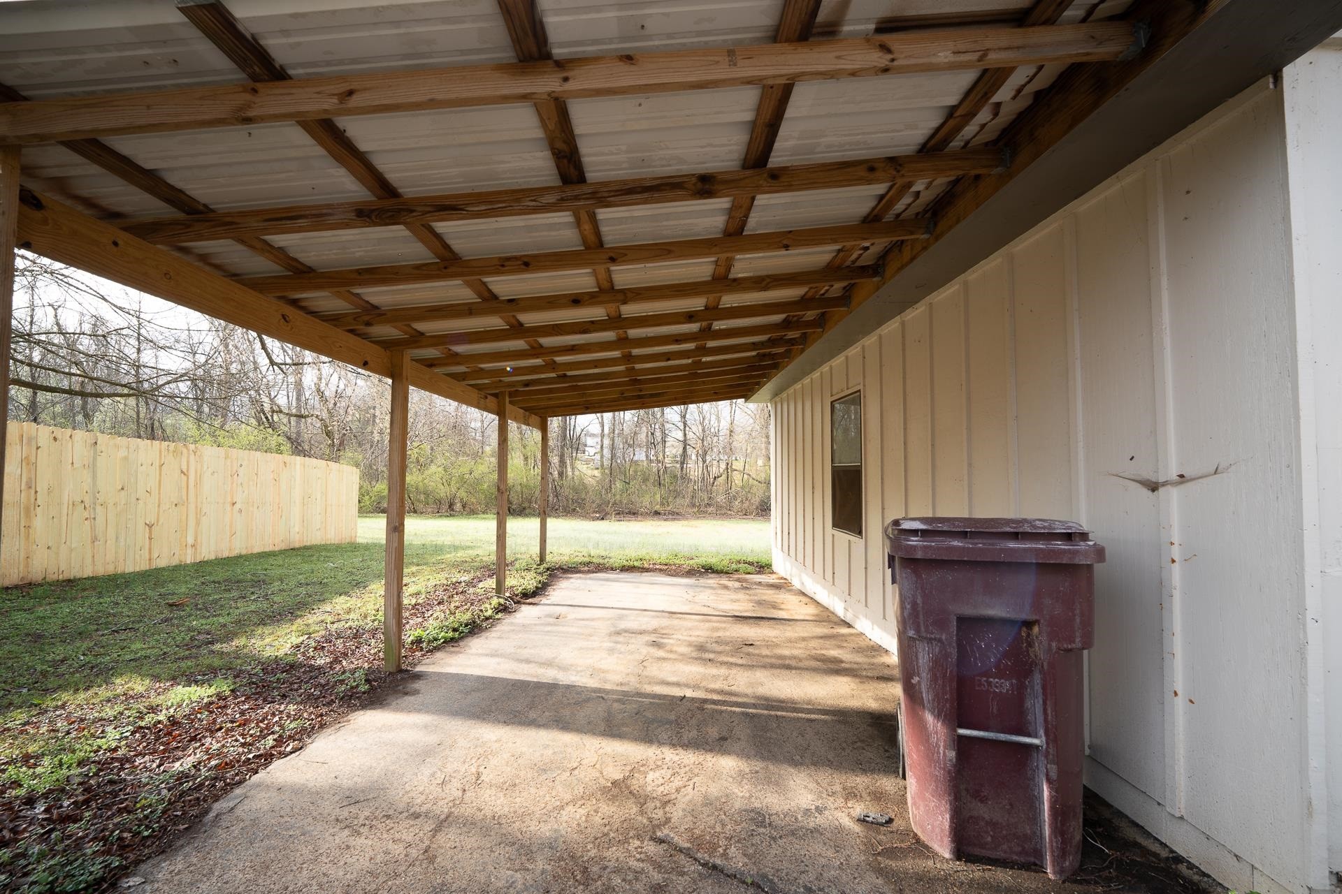 435 Cedar Cove Savannah TN 38372