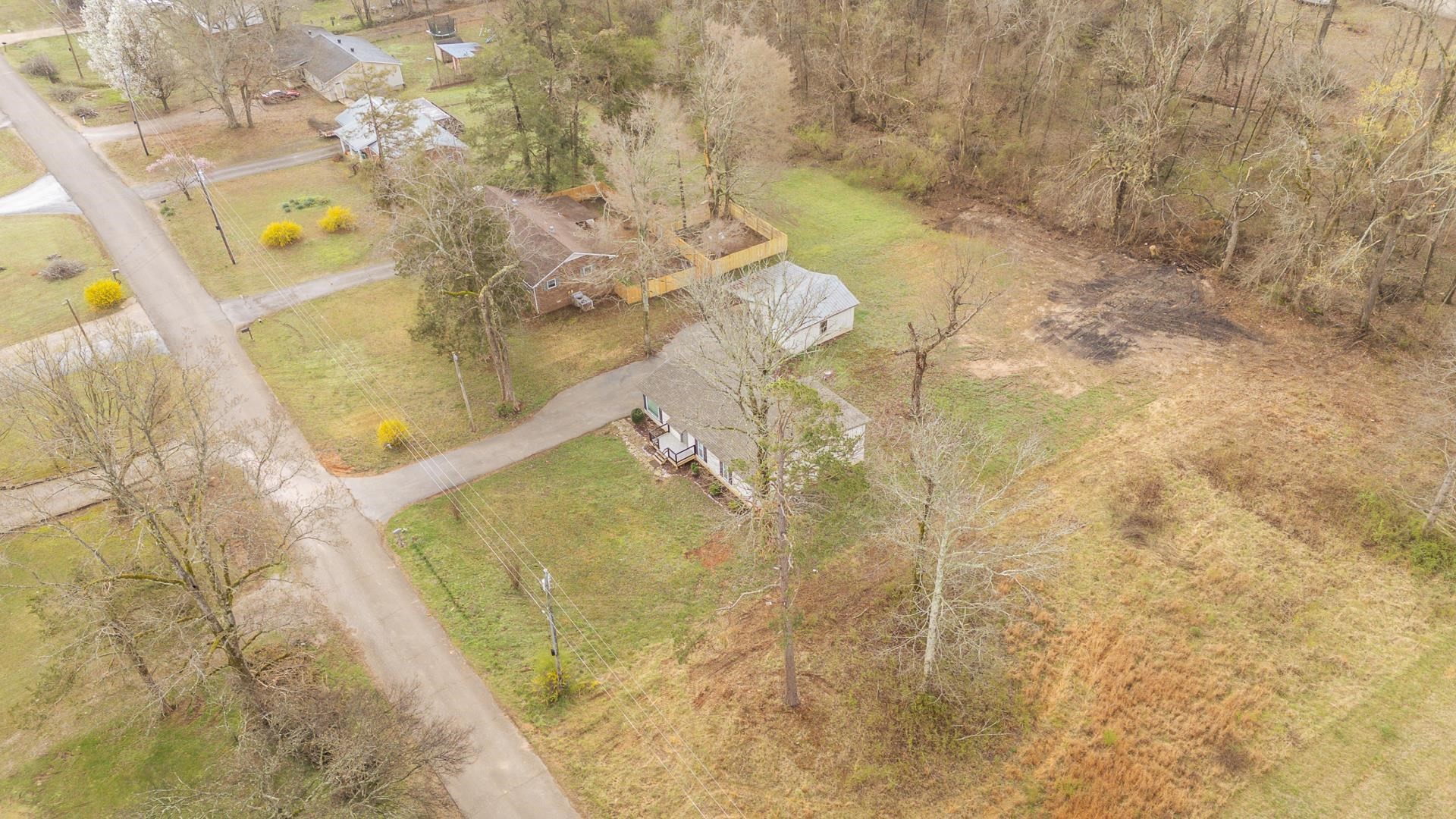 435 Cedar Cove Savannah TN 38372