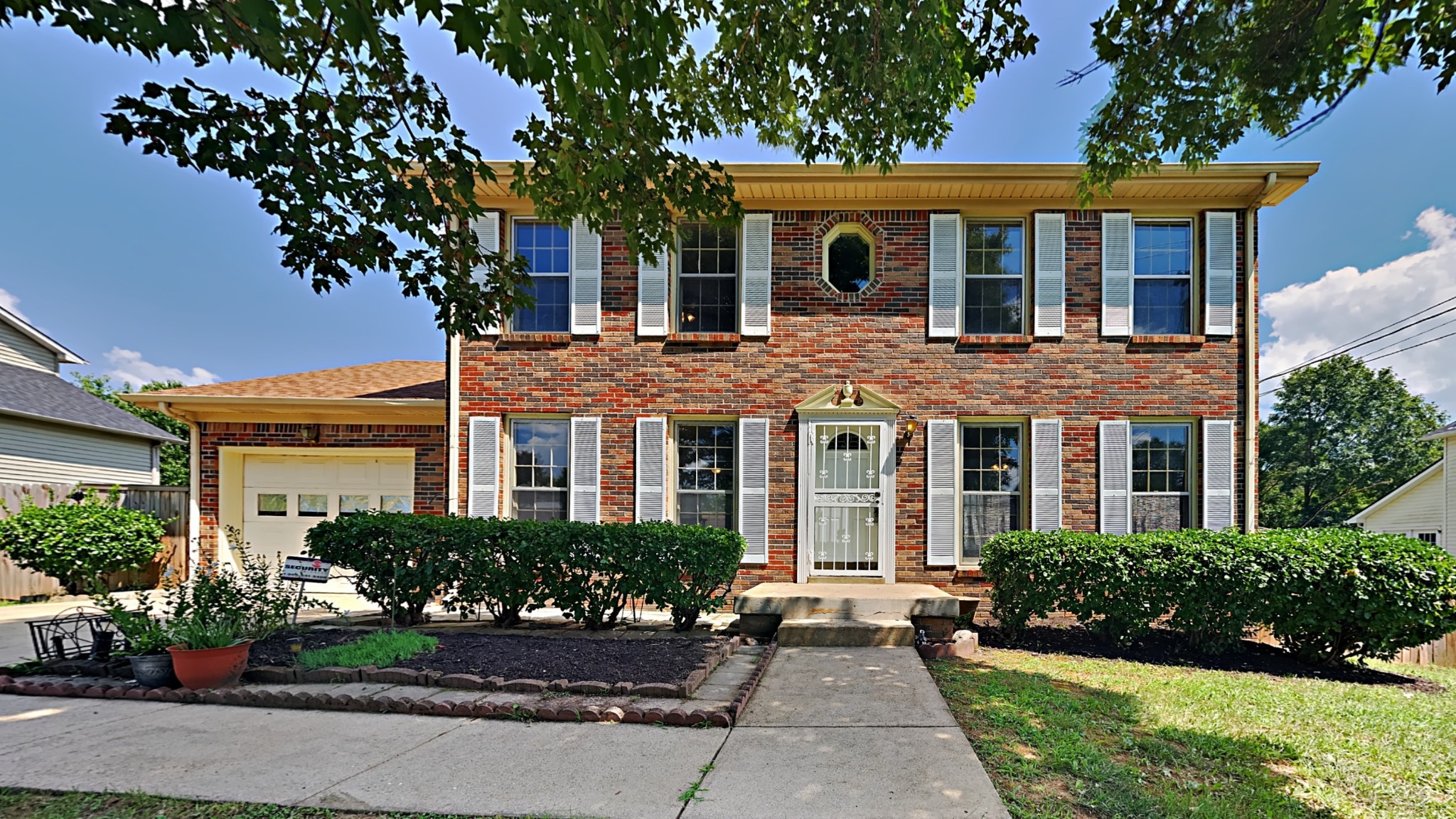 909 Lamont Lane Clarksville TN 37042