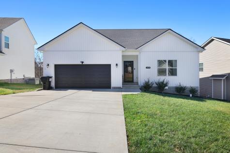 1038 Winesap Road Clarksville TN 37040