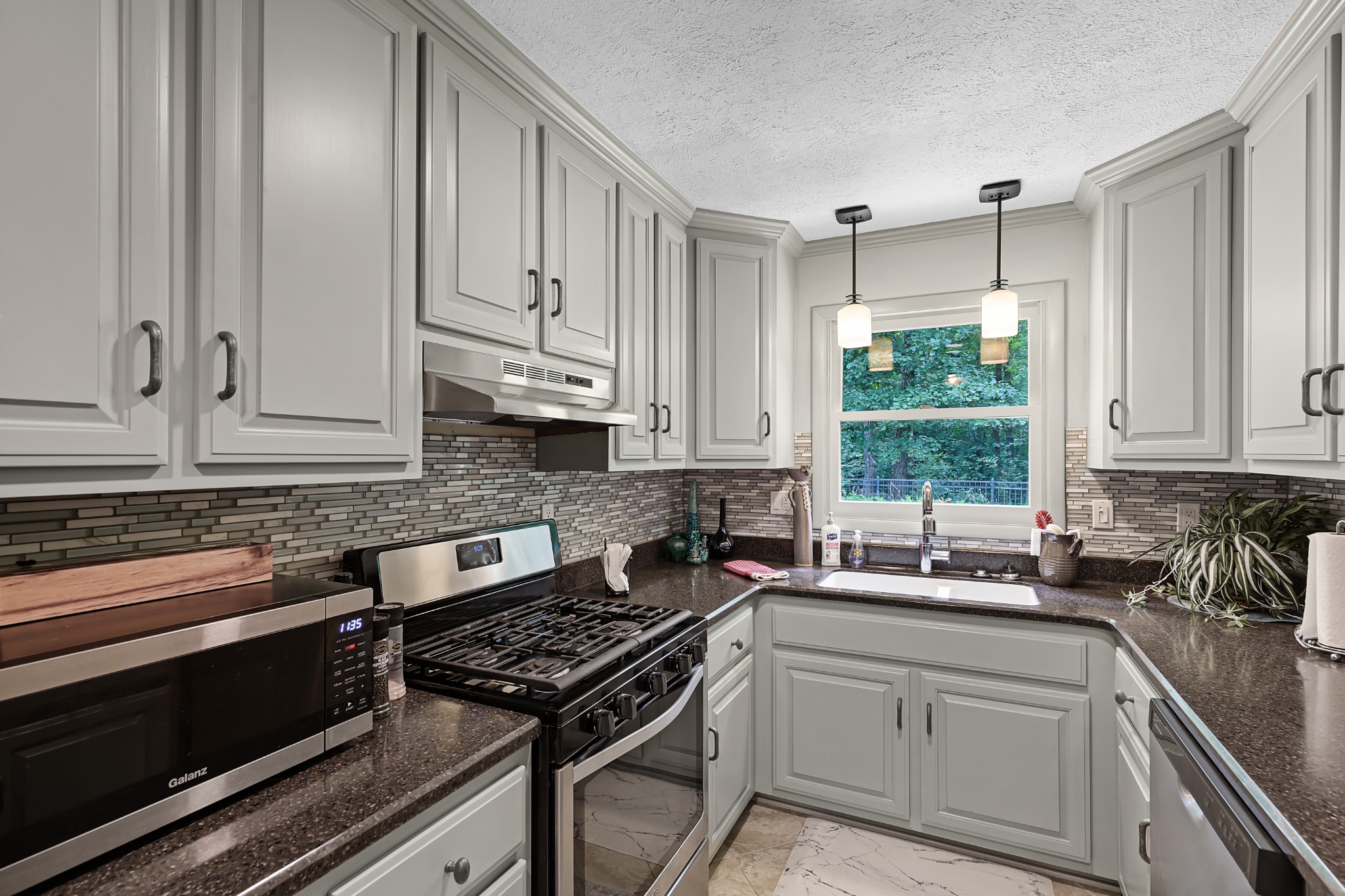 65 King Arthur Drive Paris TN 38242