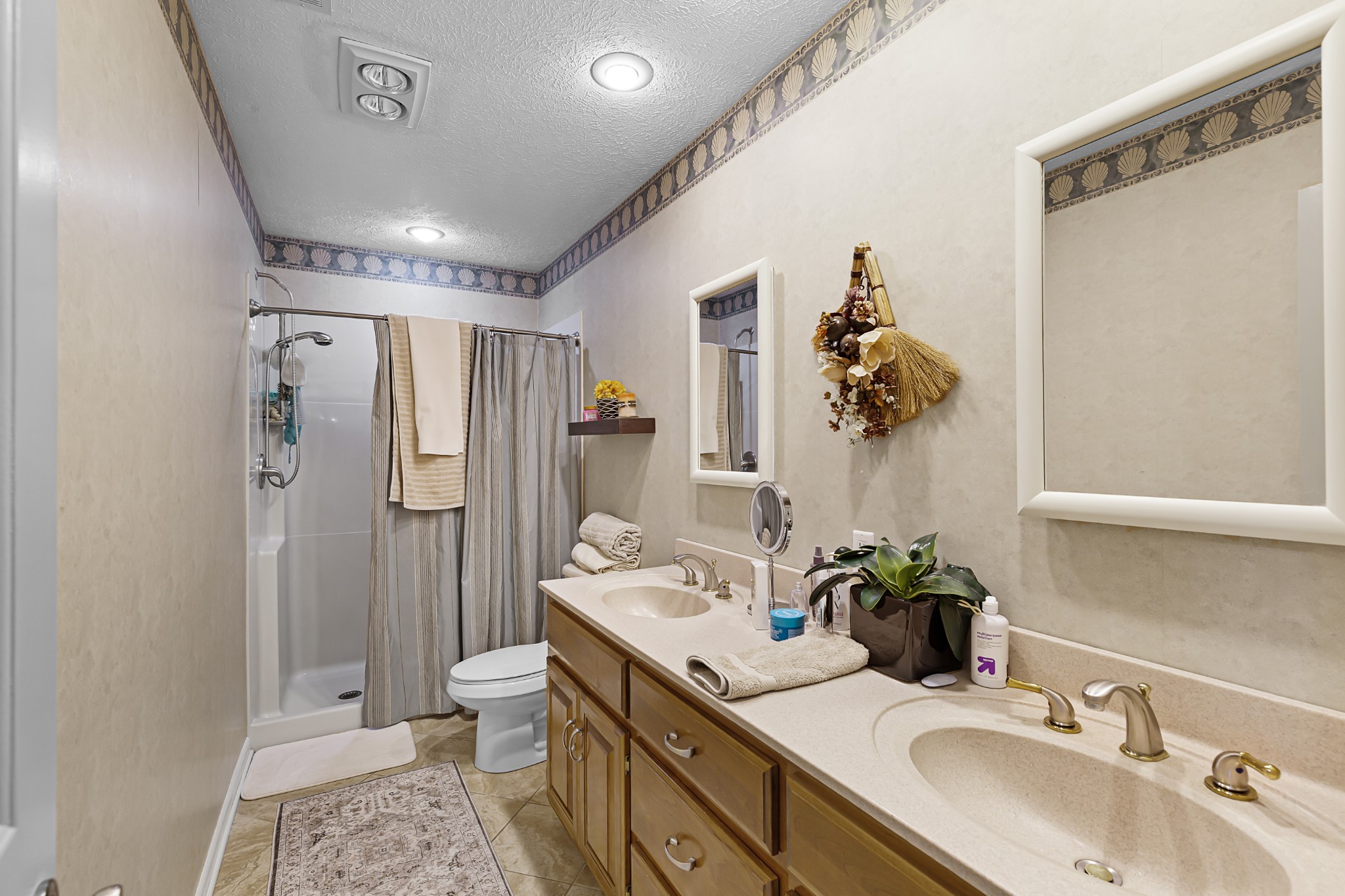 65 King Arthur Drive Paris TN 38242
