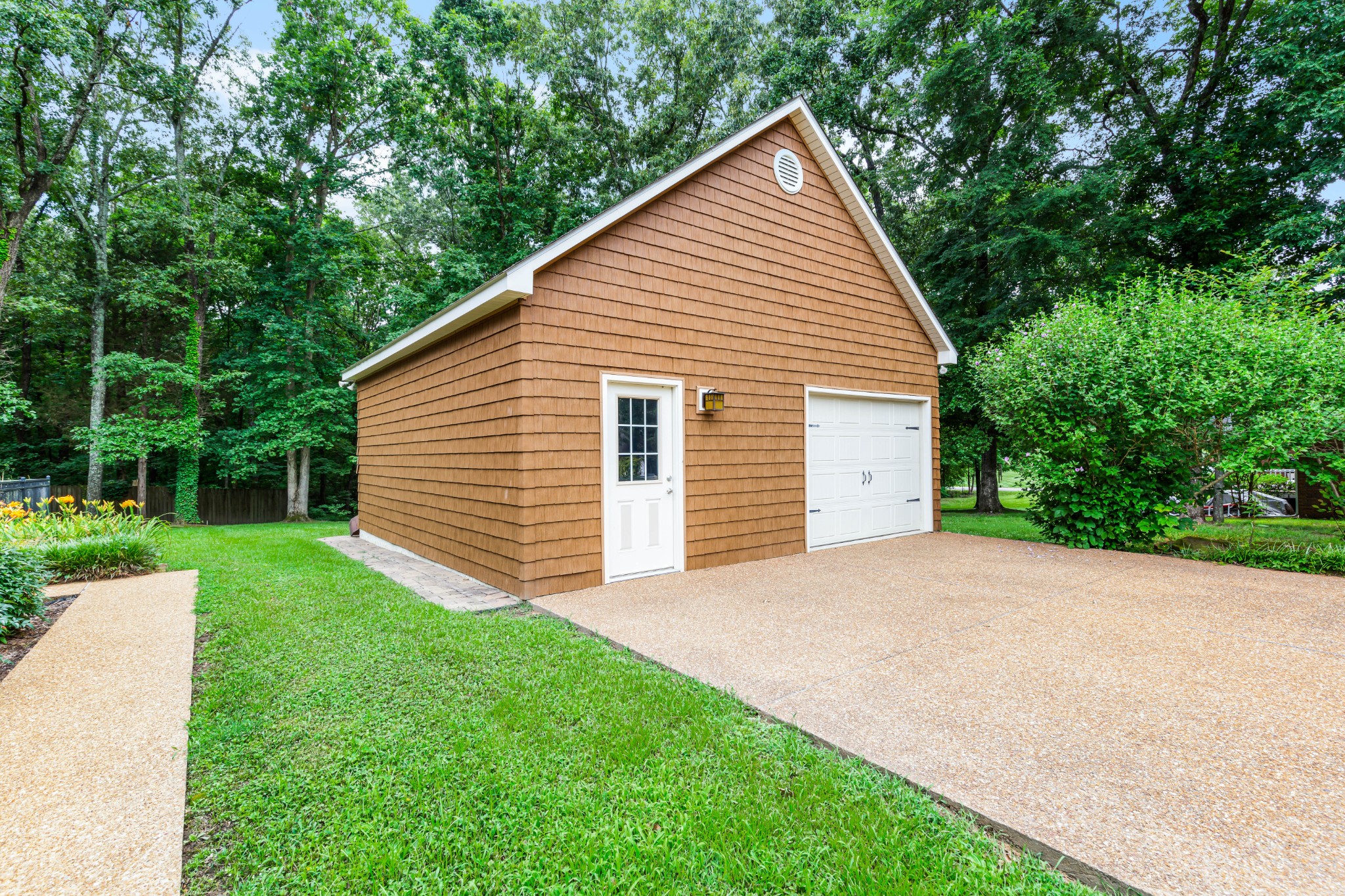 65 King Arthur Drive Paris TN 38242
