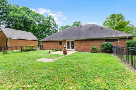 65 King Arthur Drive Paris TN 38242
