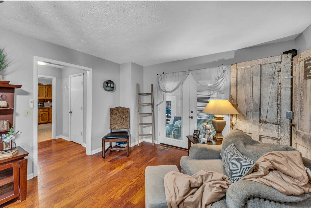 107 Ben Albert Road Cottontown TN 37048