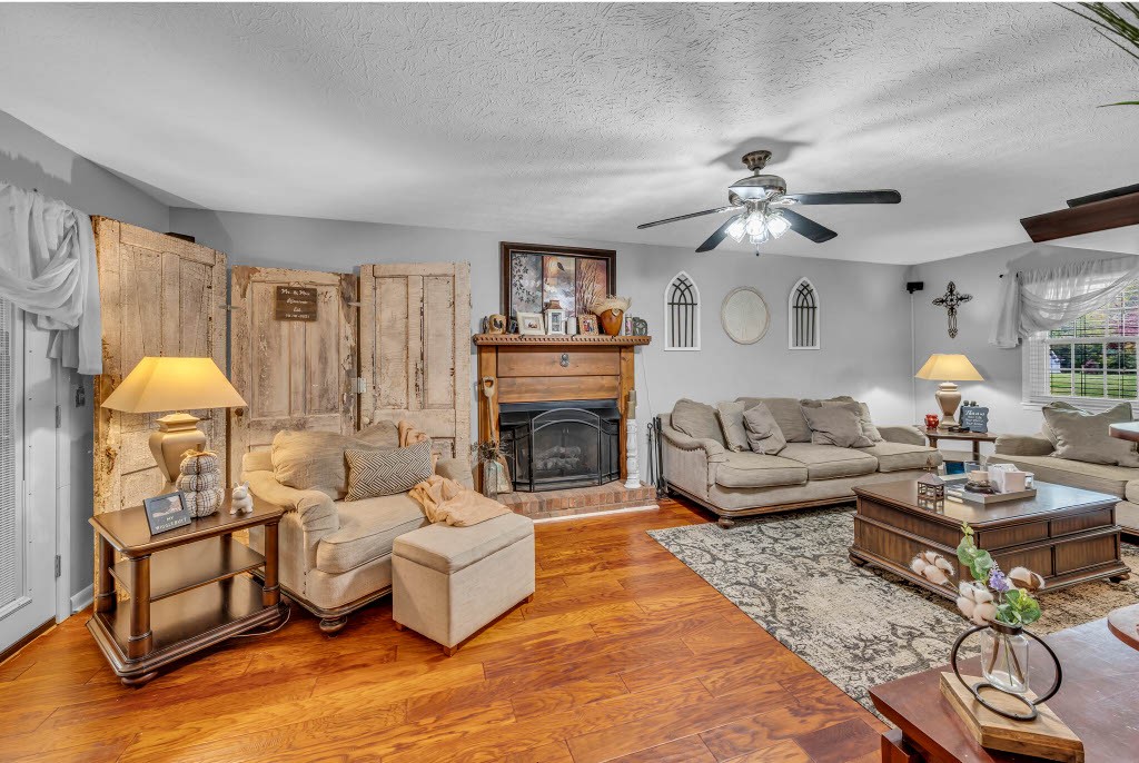 107 Ben Albert Road Cottontown TN 37048