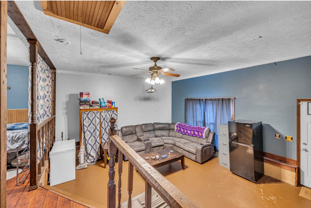 107 Ben Albert Road Cottontown TN 37048